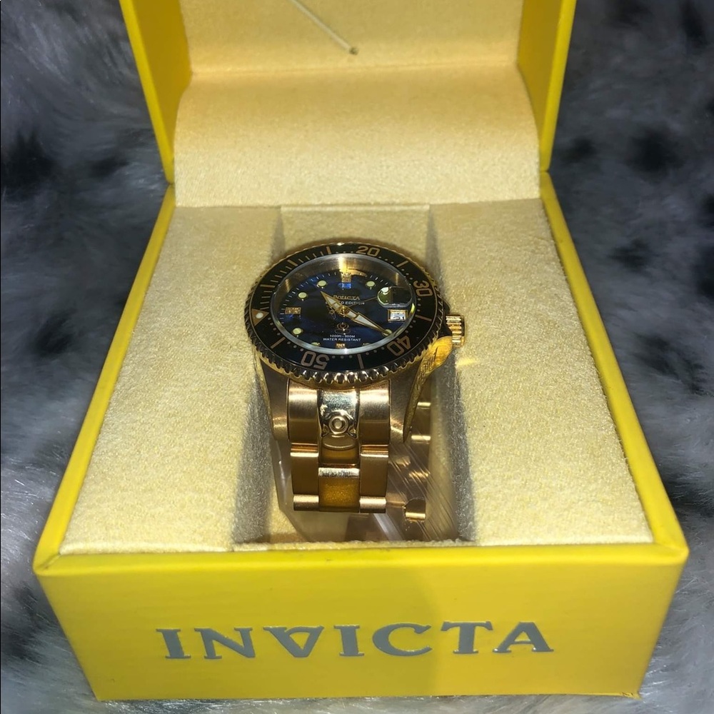 Invicta Watch - Picture 2 of 2